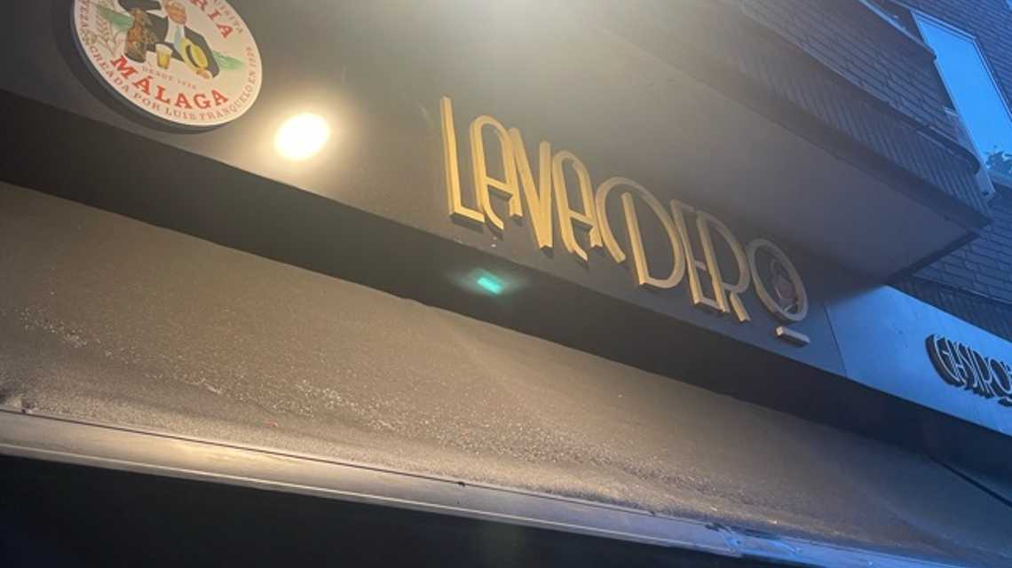 Bar Lavadero cover image