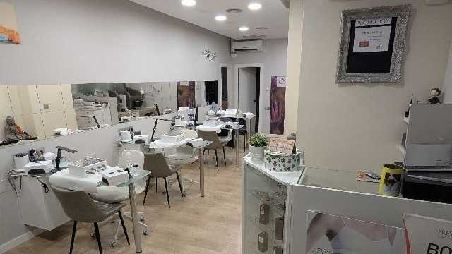 Manicurista Uñas de Gel