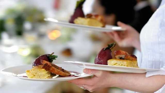 Ayudante de Camarero/a