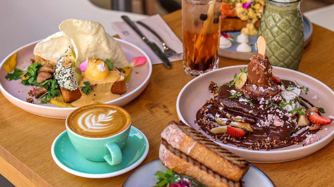 Brunch Restaurants  cover image