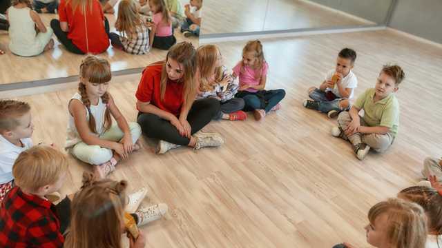 Profesor/a de Inglés para Niños
