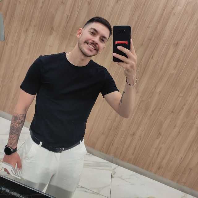 Candidate avatar