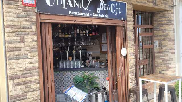 Camarero con experiencia y permiso de trabajo