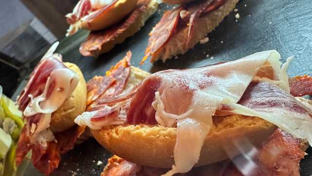 Ayudante de Camarero/a