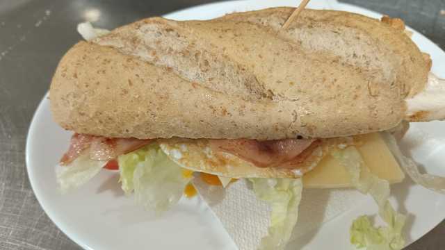 Camarero/a y Cocinero/a
